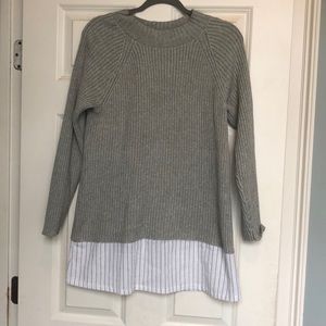 Cute grey shirt. Really cute with leggings. NWT